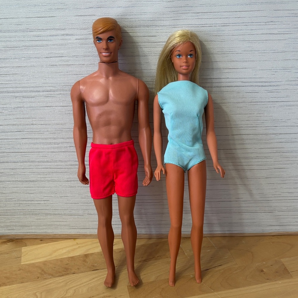 Vintage Malibu Barbie and Ken Dolls